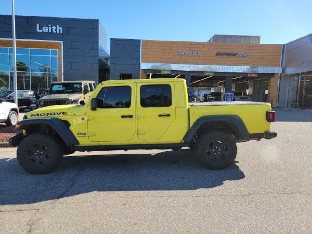 Used 2023 Jeep Gladiator Mojave Mojave 4x4