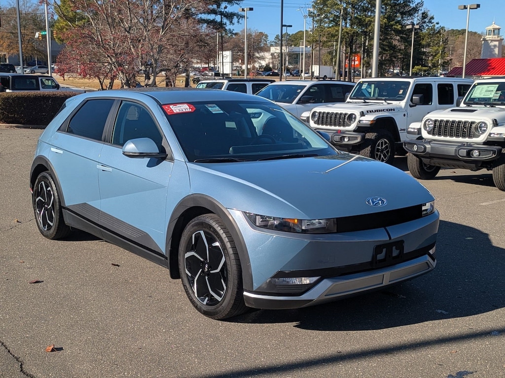 Used 2023 Hyundai IONIQ 5 SE SE RWD