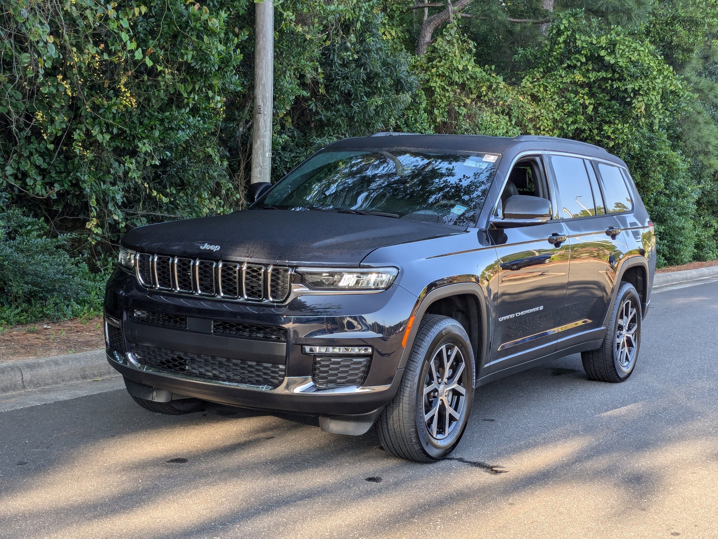 Used 2024 Jeep Grand Cherokee L Limited with VIN 1C4RJKBG2R8570753 for sale in Apex, NC