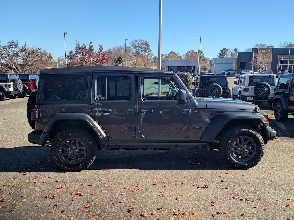 New 2026 Jeep Wrangler 4-DOOR SPORT S Sport Utility