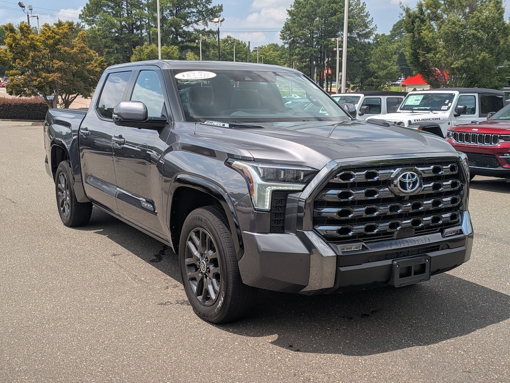 Used 2024 Toyota Tundra 4WD Platinum Hybrid Platinum Hybrid CrewMax 5.5 Bed