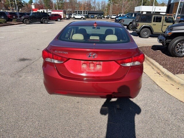 2013 Hyundai Elantra GLS photo 4
