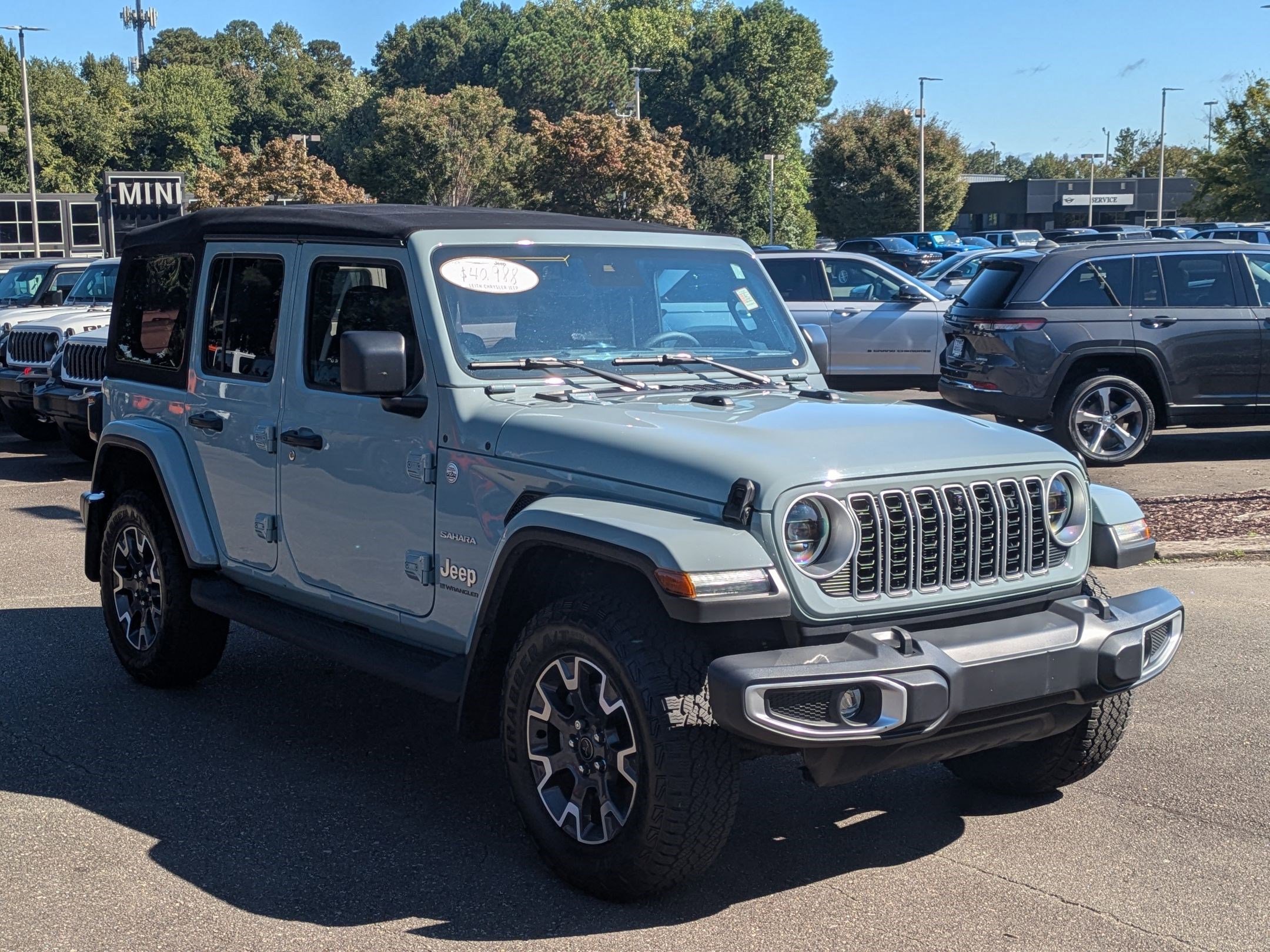 2024 Jeep Wrangler Sahara photo 3