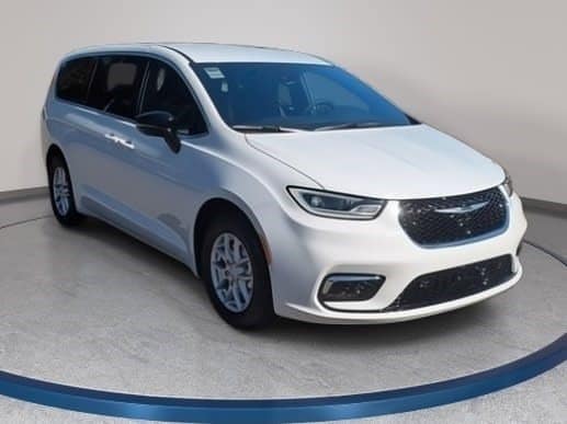 2026 Chrysler Pacifica Select - Photo 3