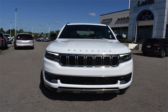 2025 Jeep Wagoneer Series III photo 3