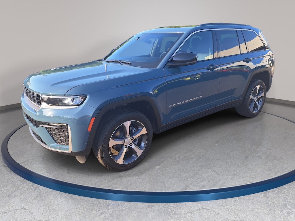 New 2026 Jeep Grand Cherokee LIMITED 4X2 Sport Utility
