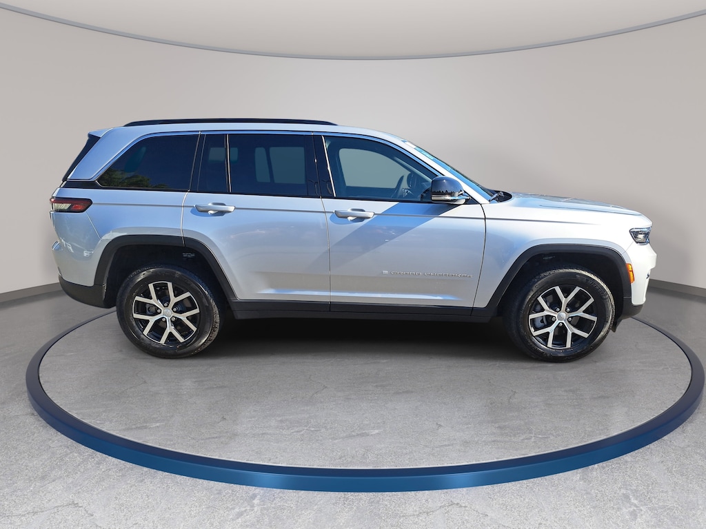 New 2025 Jeep Grand Cherokee LIMITED 4X2 Sport Utility