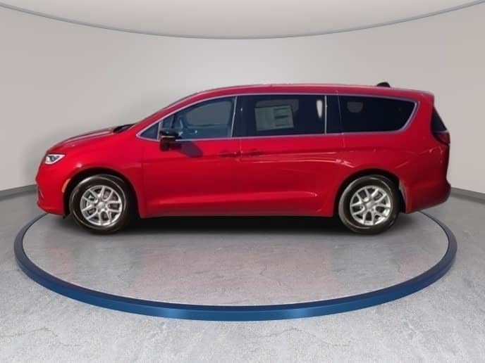 2026 Chrysler Pacifica Select - Photo 8