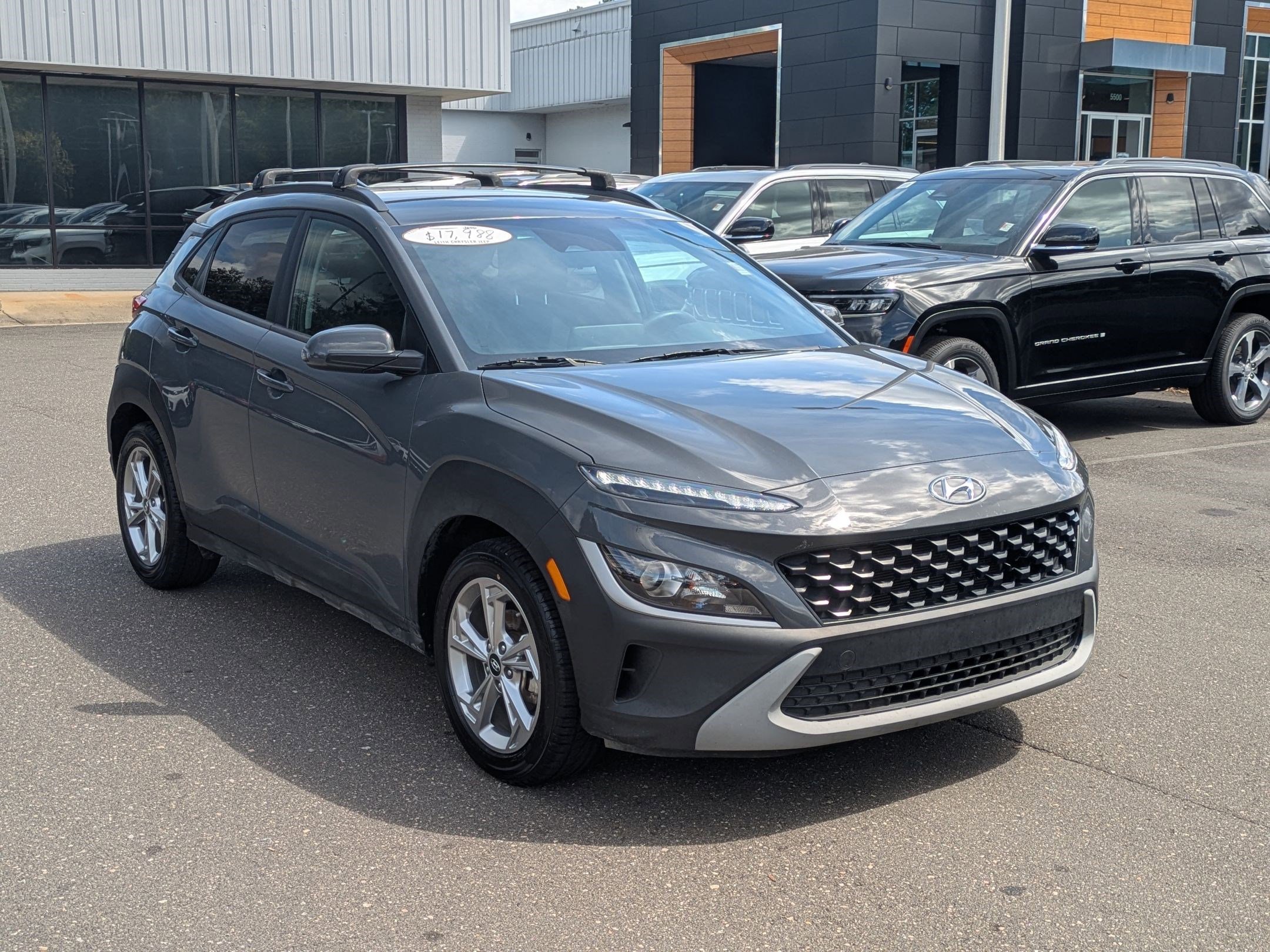 2023 Hyundai Kona SEL photo 3