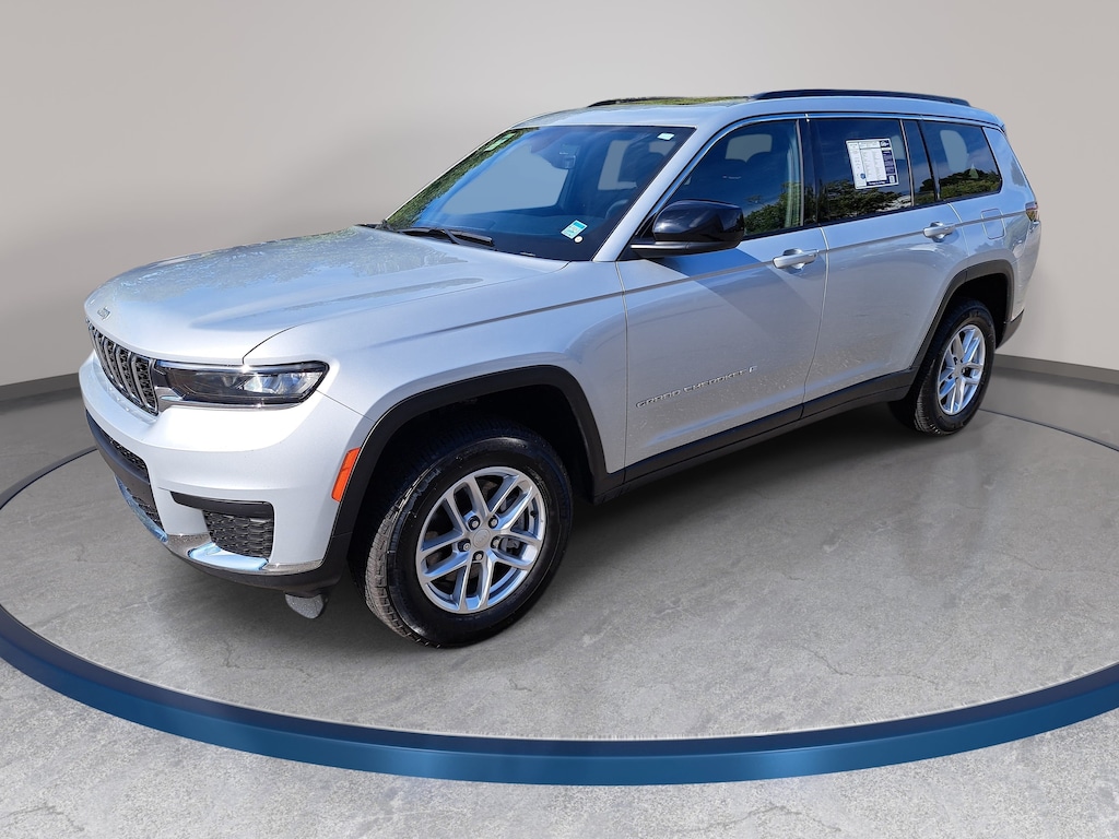Used 2025 Jeep Grand Cherokee L Laredo X Laredo X 4x4
