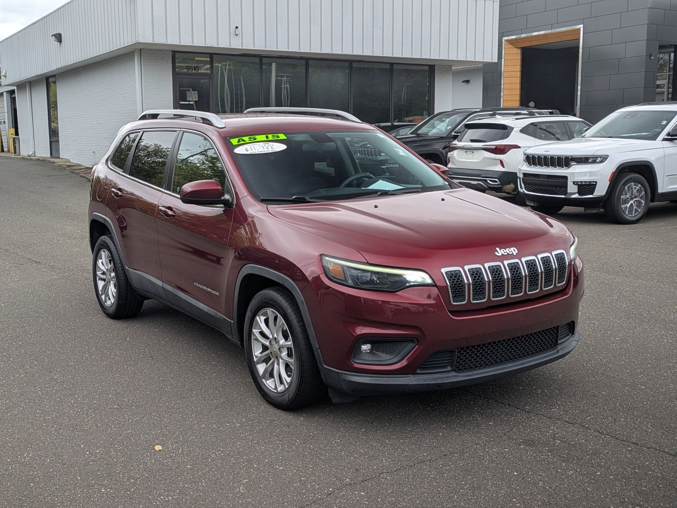 2019 Jeep Cherokee Latitude photo 3