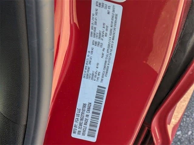 2026 Chrysler Pacifica Select - Photo 25