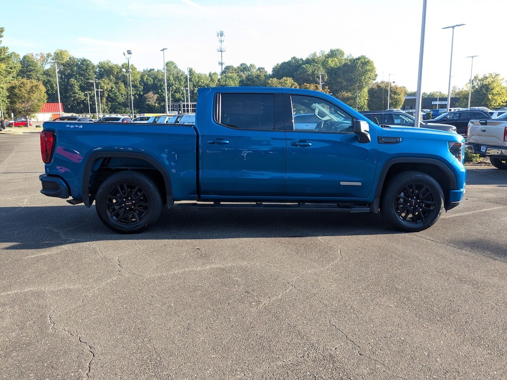 Used 2023 GMC Sierra 1500 Elevation 4WD Crew Cab 147 Elevation w/3SB