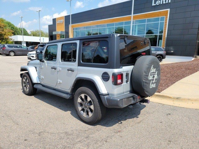 2022 Jeep Wrangler Unlimited Sahara photo 3