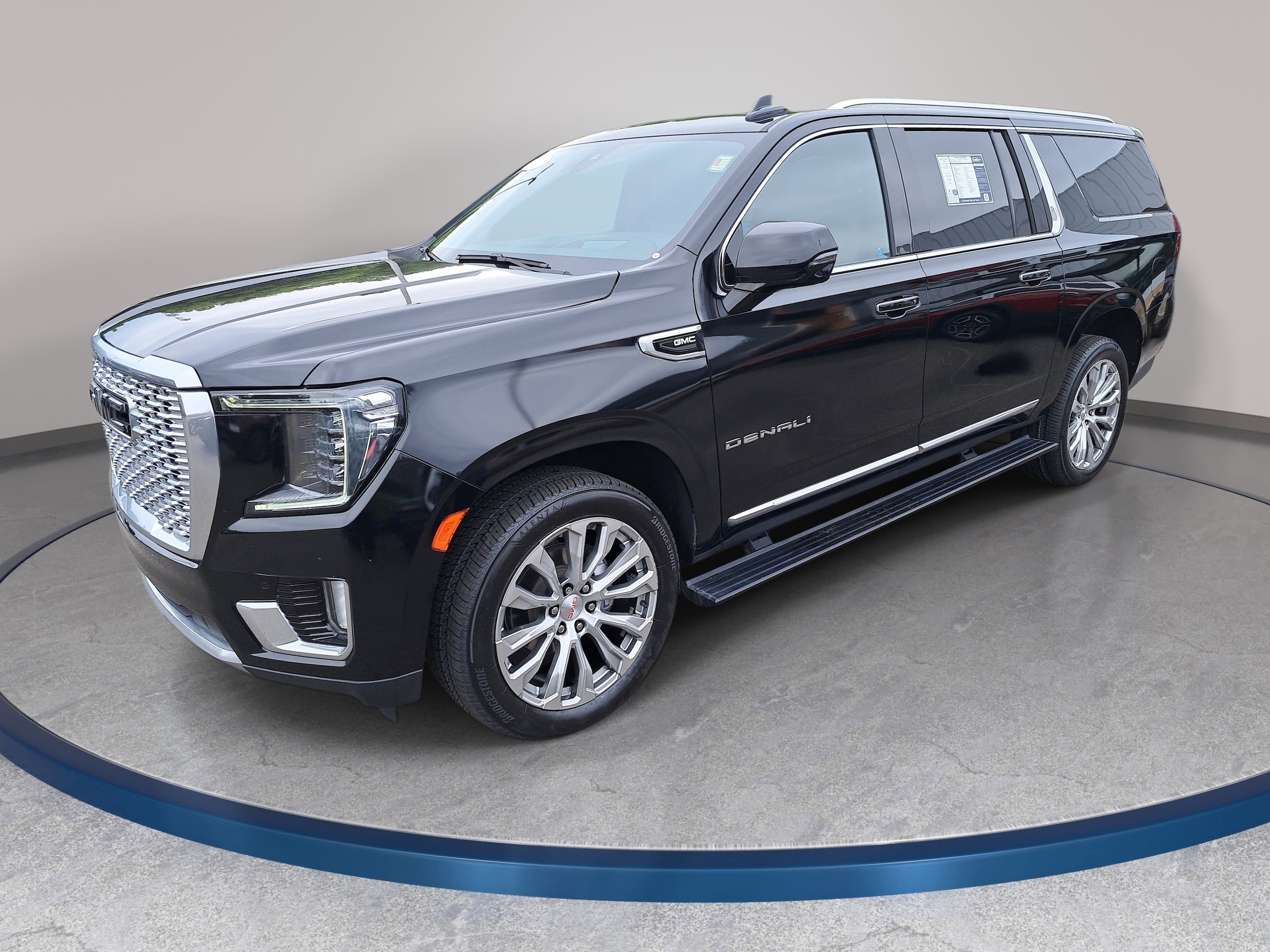 2022 GMC Yukon Denali AWD's photo