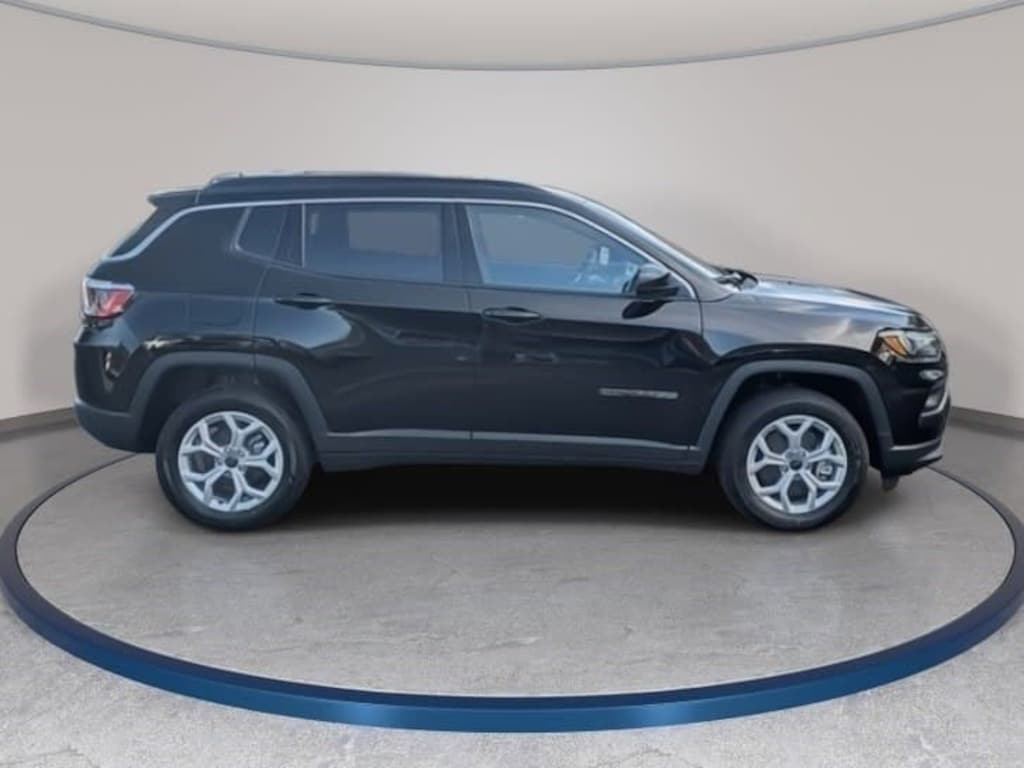 New 2026 Jeep Compass LATITUDE 4X4 Sport Utility