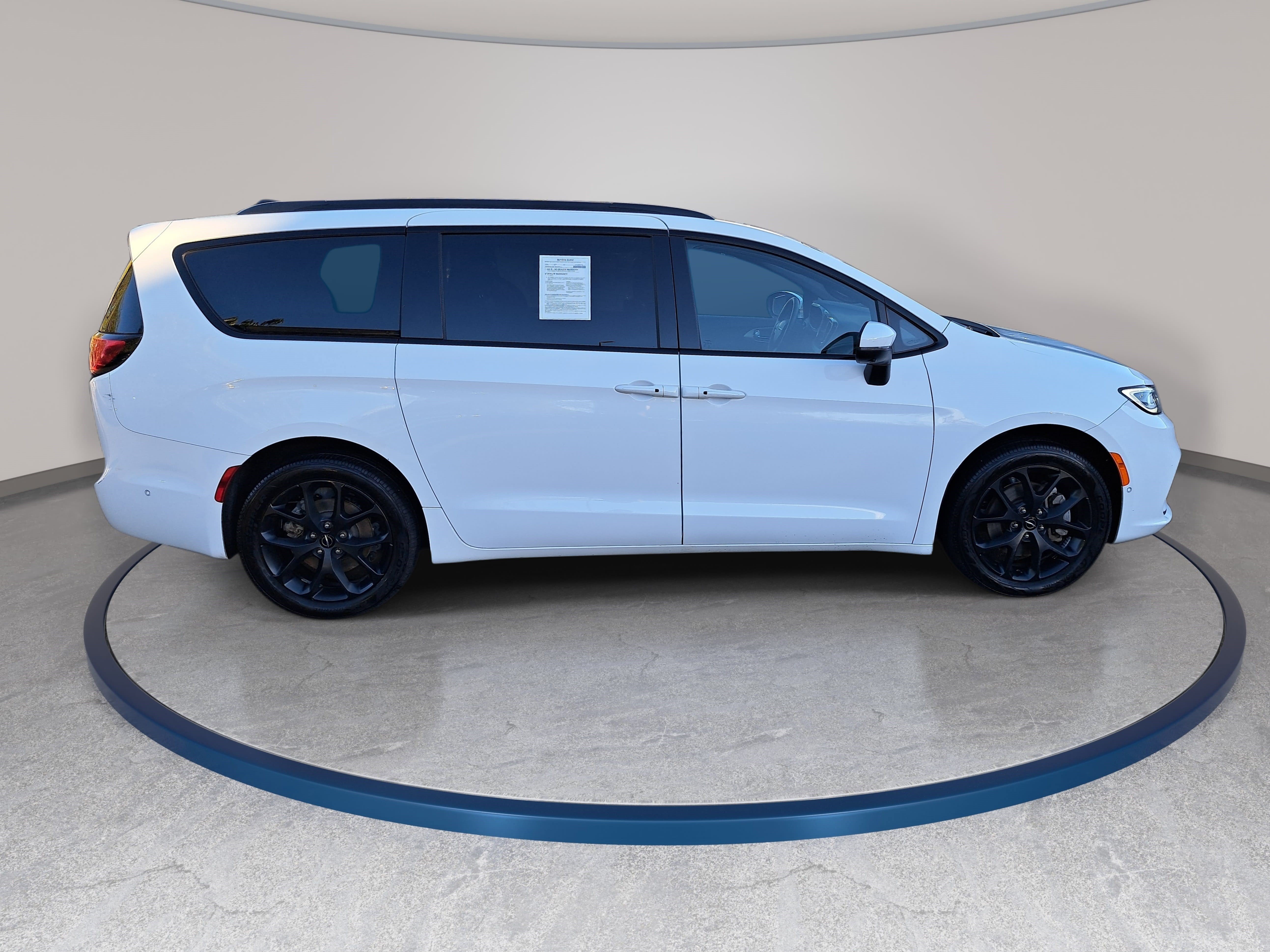 Used 2023 Chrysler Pacifica Touring L Touring L AWD