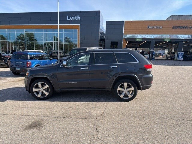 2015 Jeep Grand Cherokee Overland photo 2