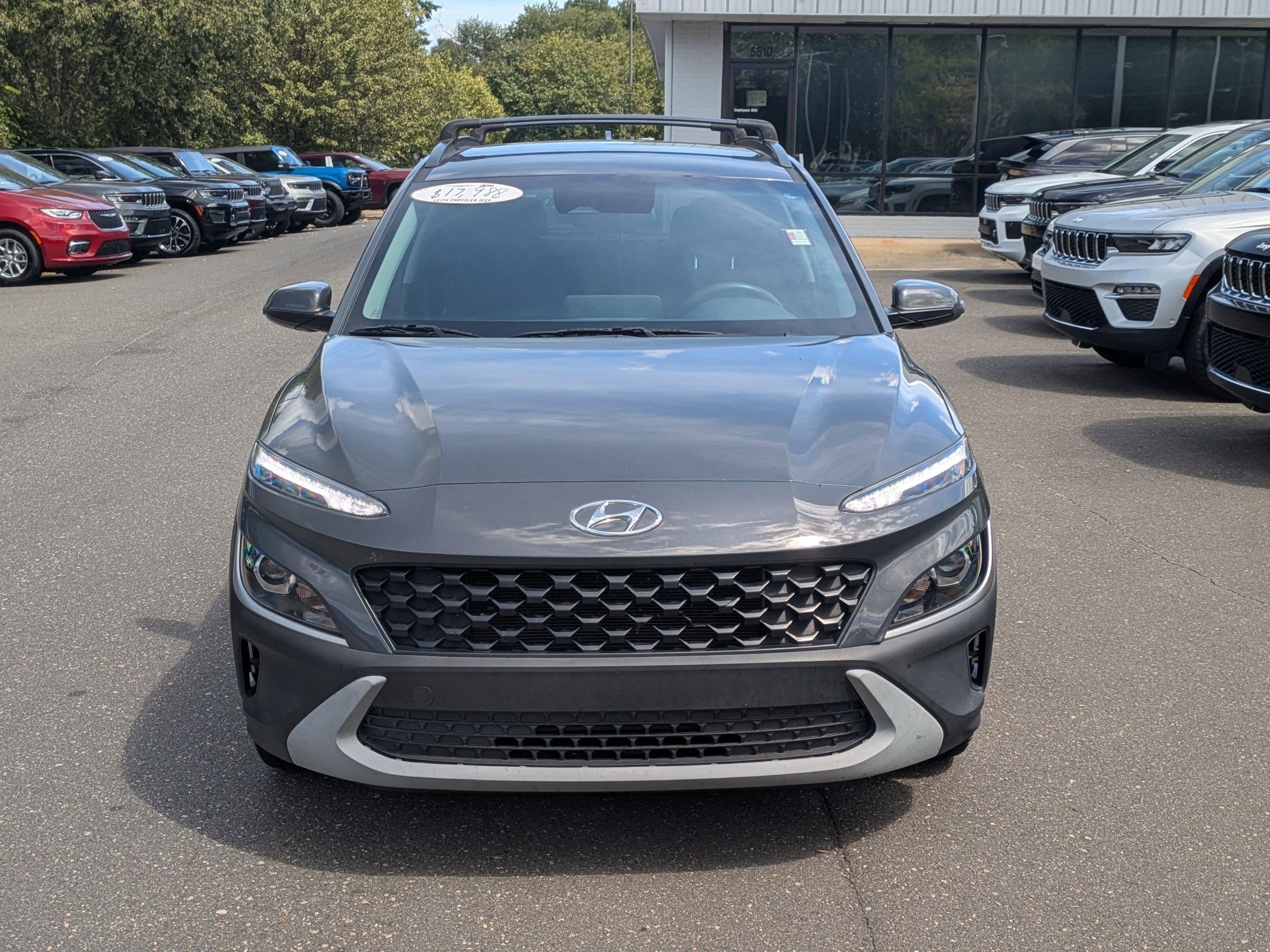 2023 Hyundai Kona SEL photo 2