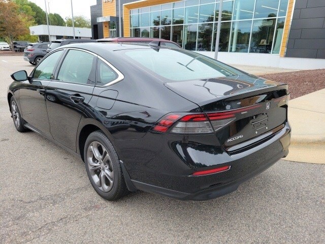 2023 Honda Accord EX photo 3