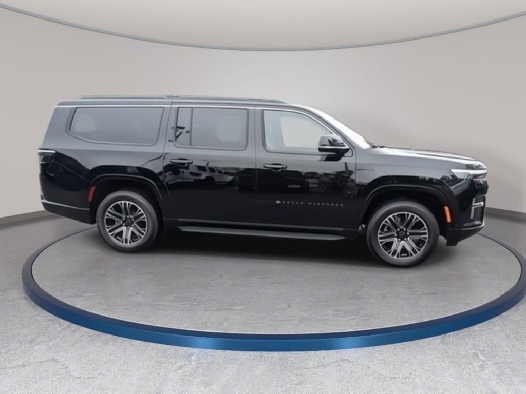 New 2026 Jeep Grand Wagoneer L 4X4 Sport Utility