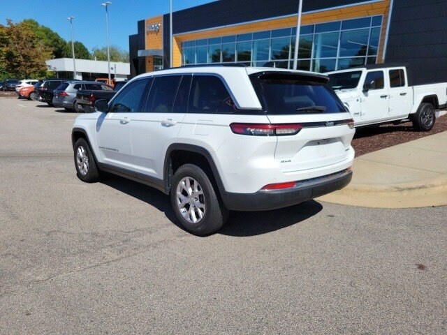 2022 Jeep Grand Cherokee Limited photo 3