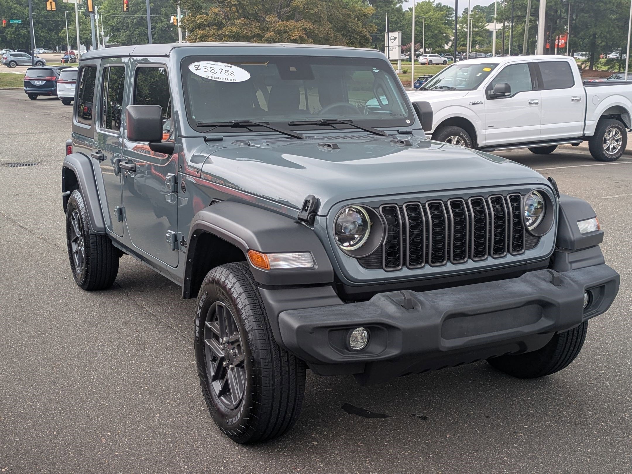 2024 Jeep Wrangler Sport S photo 3