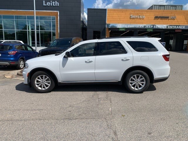 2023 Dodge Durango SXT photo 2
