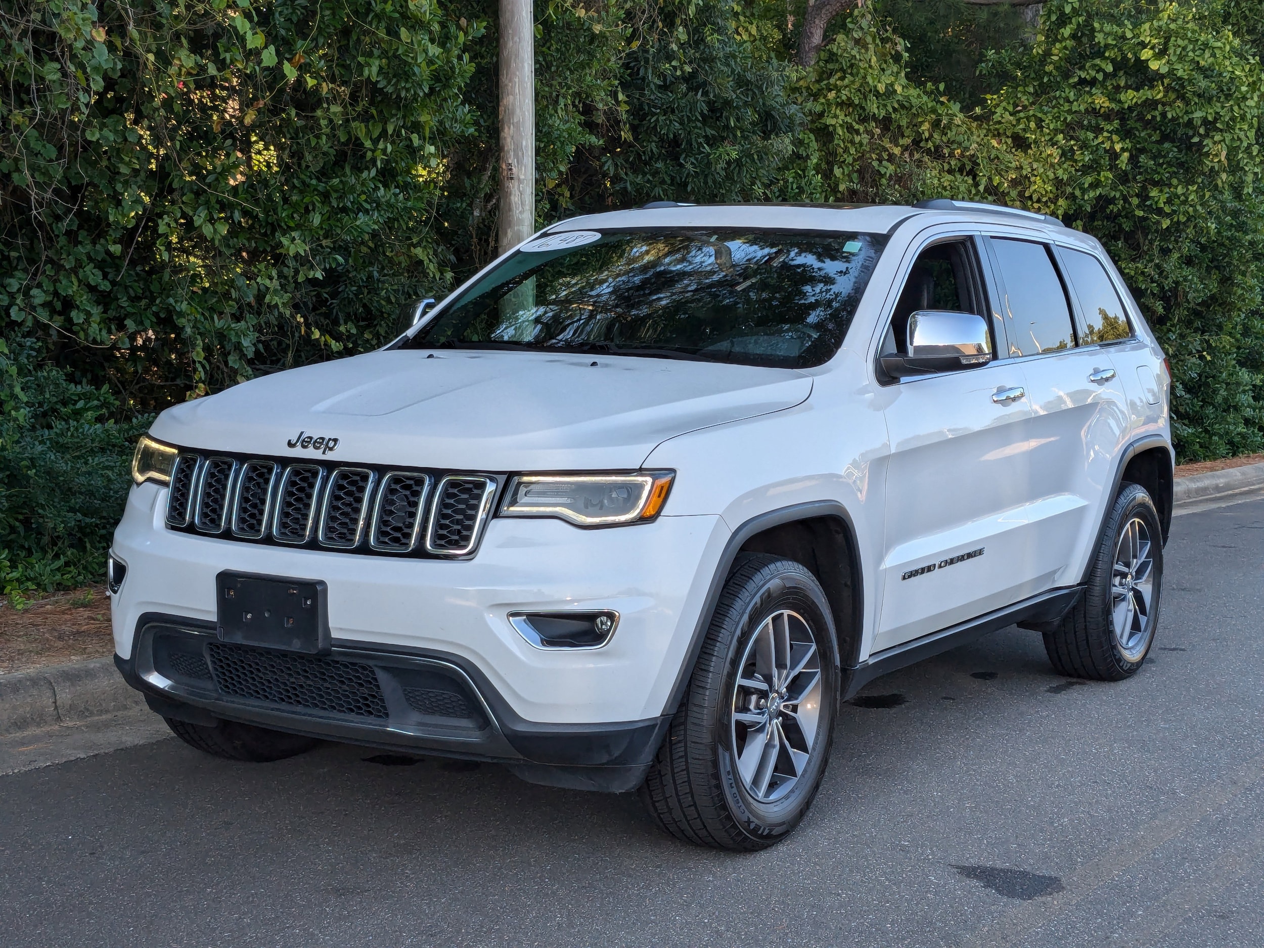 Used 2017 Jeep Grand Cherokee Limited with VIN 1C4RJFBGXHC797532 for sale in Apex, NC