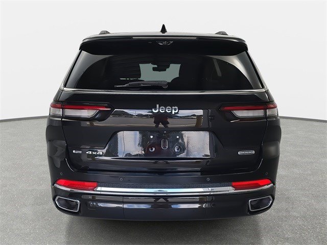 2021 Jeep Grand Cherokee Overland photo 4