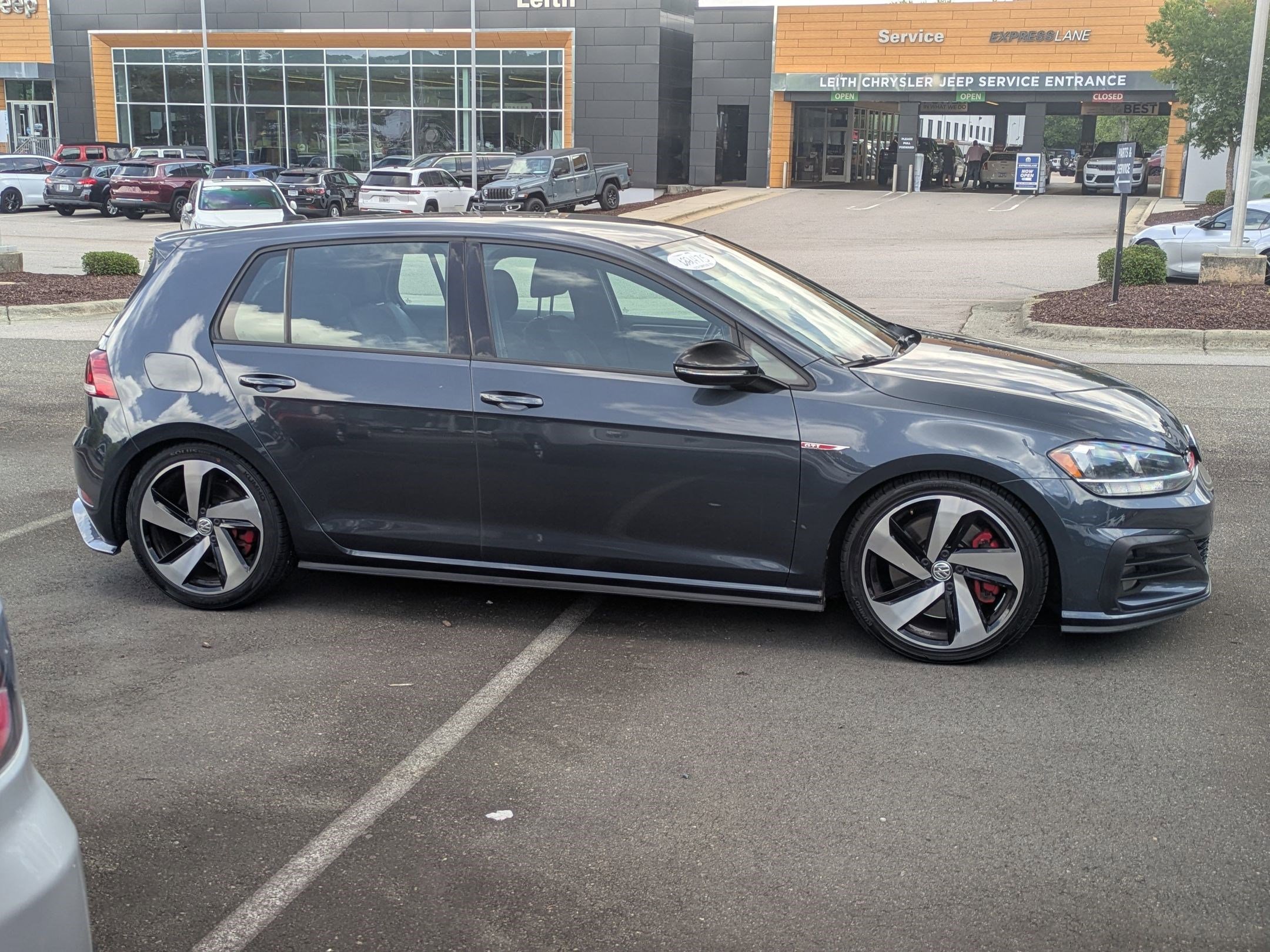 2021 Volkswagen Golf GTI photo 4