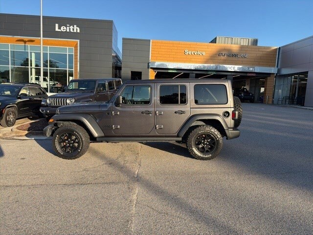 2021 Jeep Wrangler Unlimited Willys photo 2