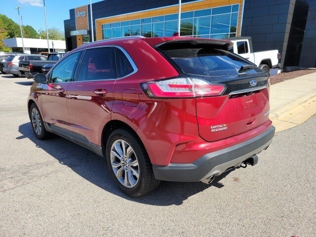 2019 Ford Edge Titanium photo 3