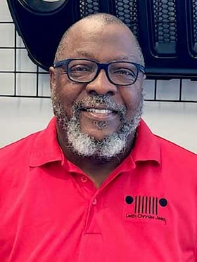 Staff member Darren Gray from ID_8eac20f657e5