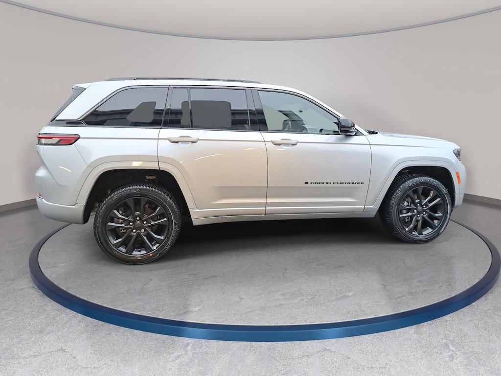 New 2026 Jeep Grand Cherokee LIMITED RESERVE 4X4 Sport Utility