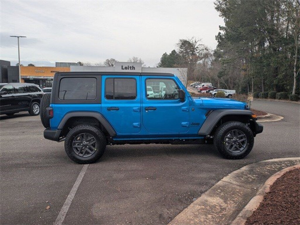 New 2026 Jeep Wrangler 4-DOOR SPORT S Sport Utility