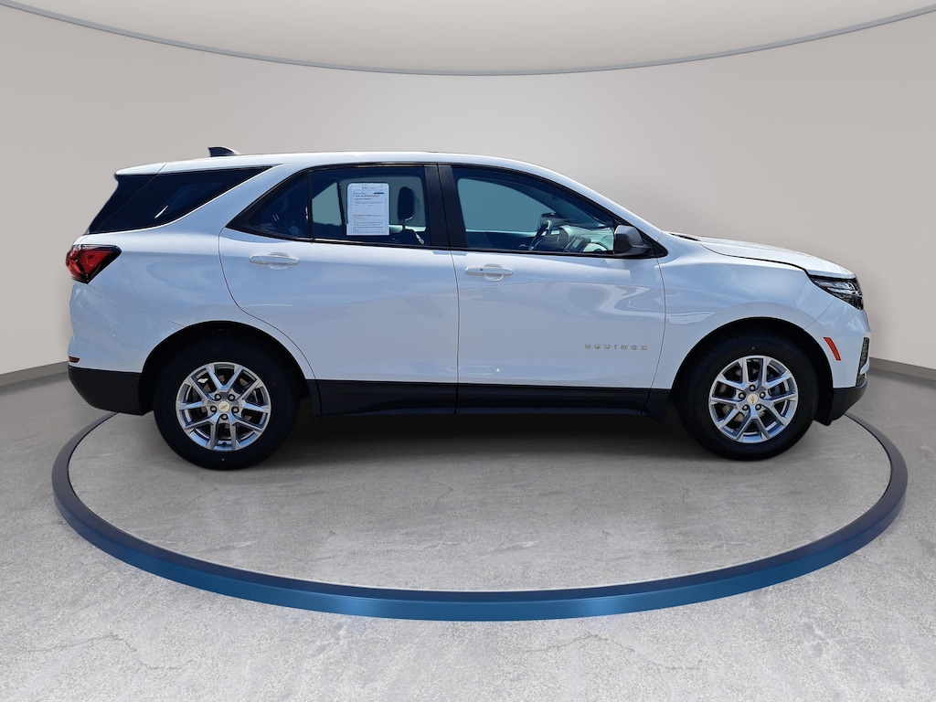 Used 2023 Chevrolet Equinox LS FWD LS w/1LS