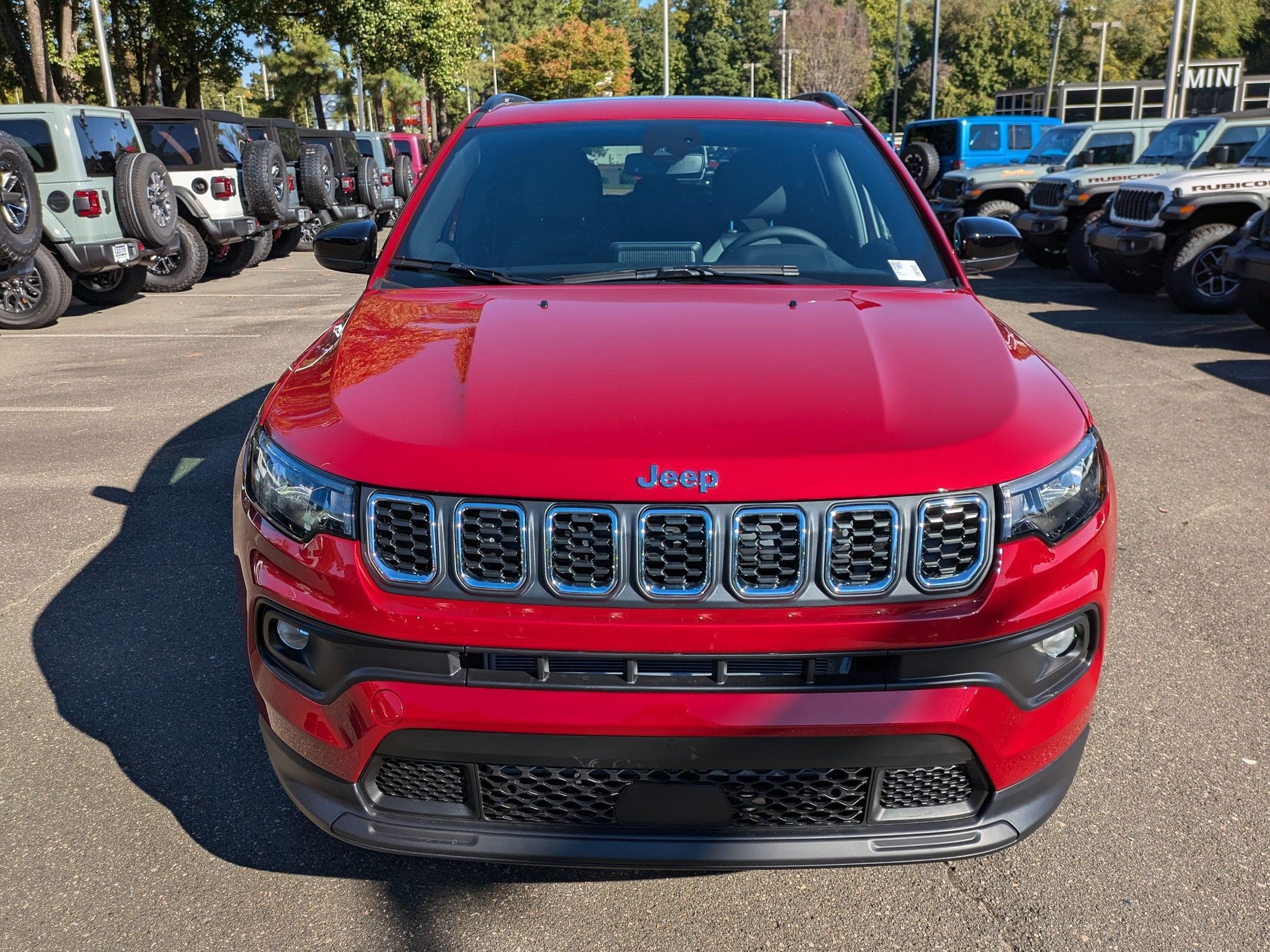 2025 Jeep Compass Latitude photo 2