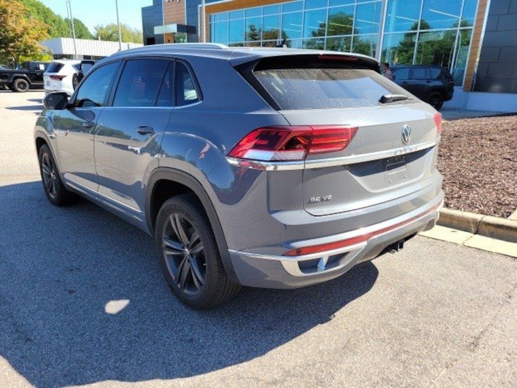 Used 2021 Volkswagen Atlas Cross Sport 3.6L V6 SE w/Technology R-Line 3.6L V6 SE w/Technology R-Line 4MOTION