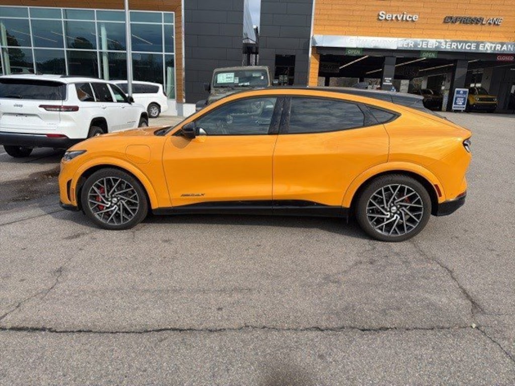 Used 2022 Ford Mustang Mach-E GT GT AWD