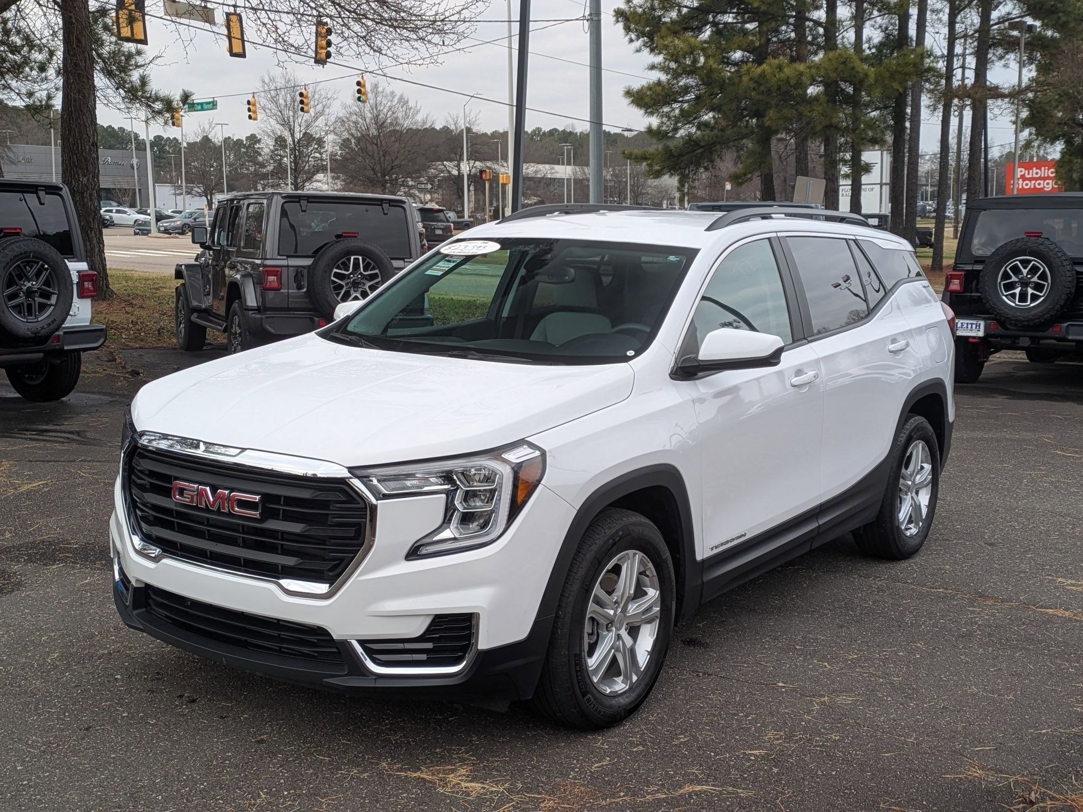 2022 GMC Terrain SLE's photo