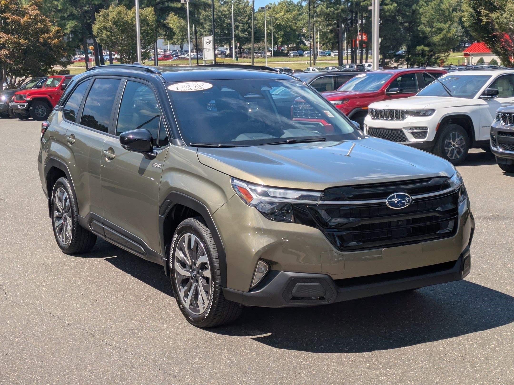2025 Subaru Forester Touring photo 3