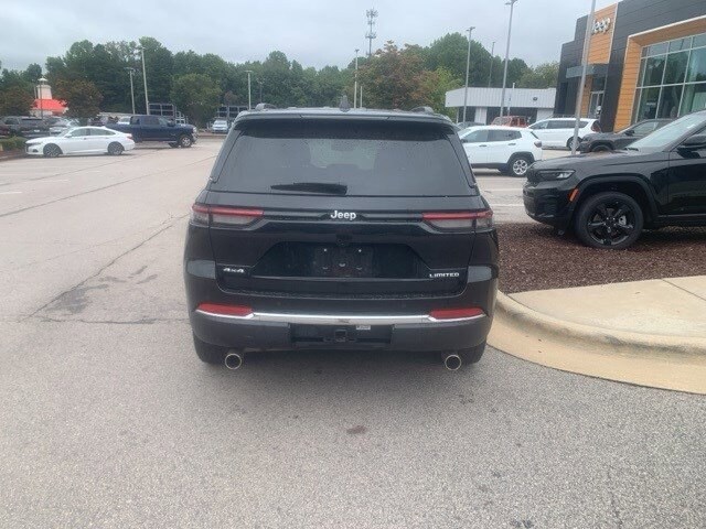 2025 Jeep Grand Cherokee Limited photo 3