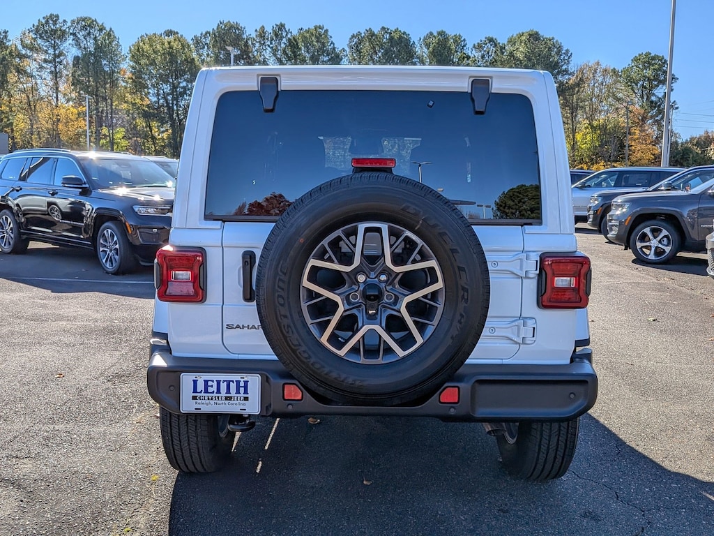New 2026 Jeep Wrangler 4-DOOR SAHARA Sport Utility