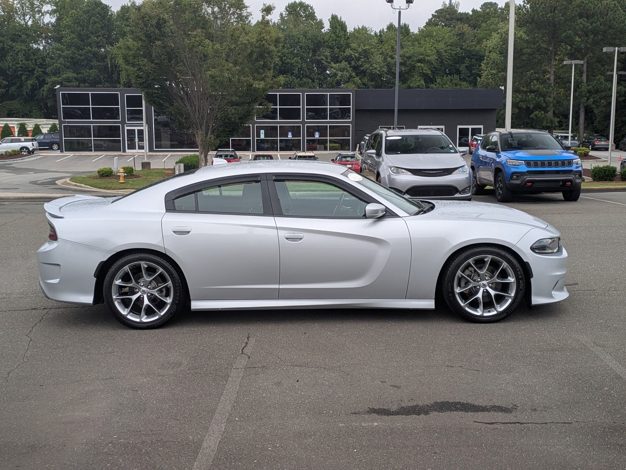2021 Dodge Charger GT photo 4