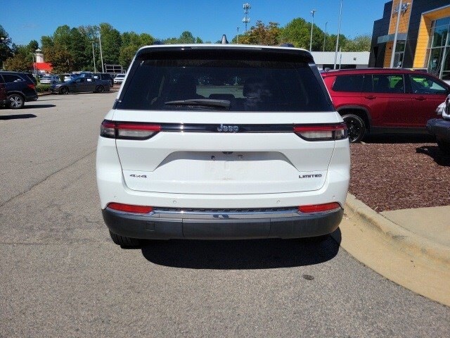 2022 Jeep Grand Cherokee Limited photo 4