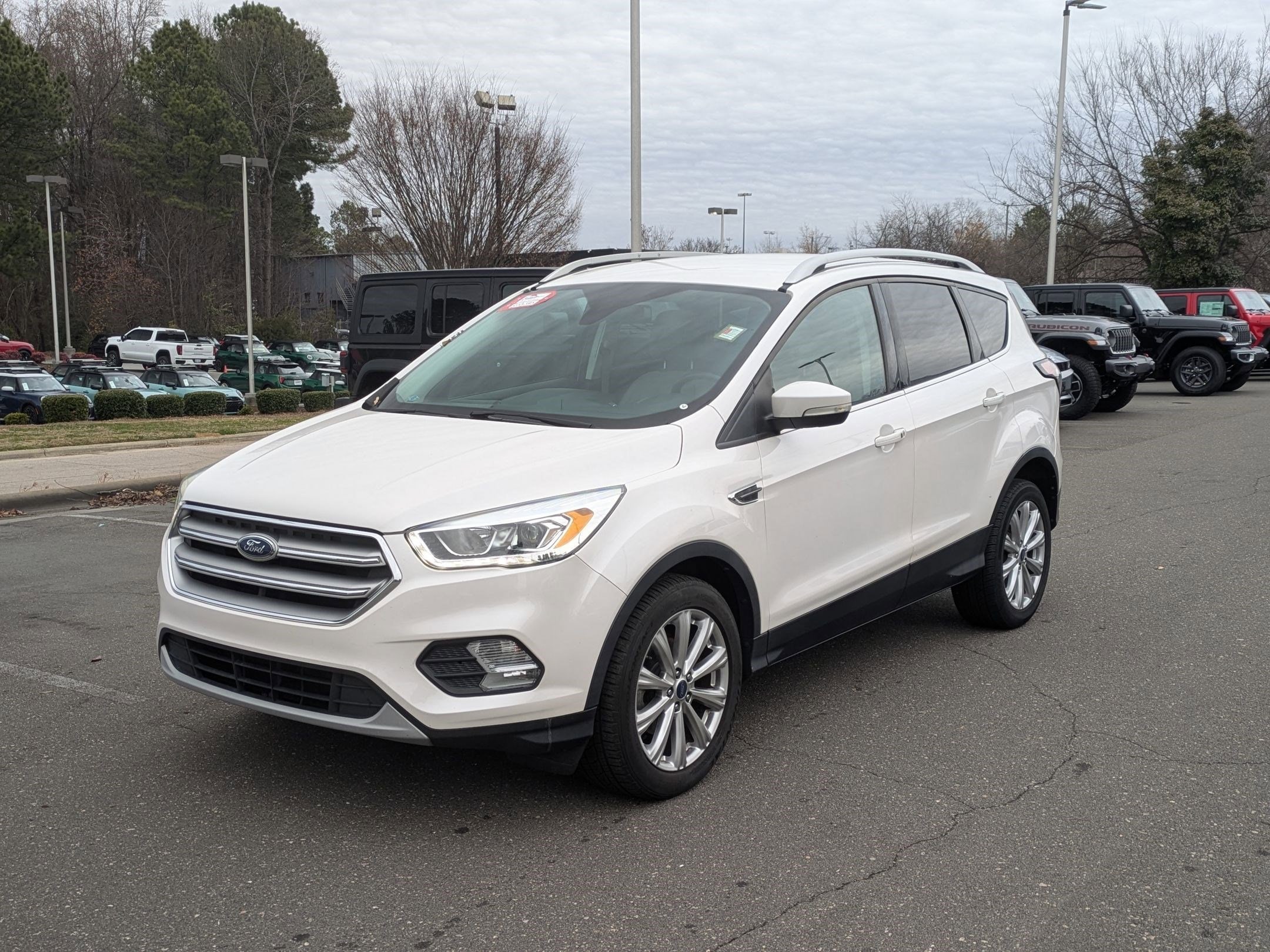 2017 Ford Escape Titanium's photo
