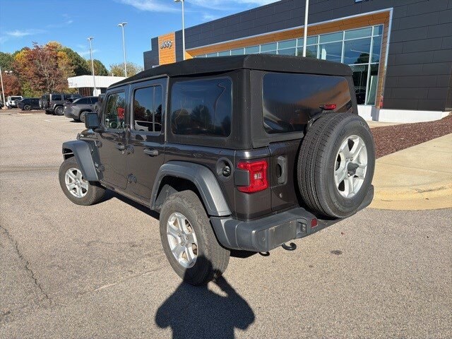 2018 Jeep Wrangler Unlimited Sport S photo 2