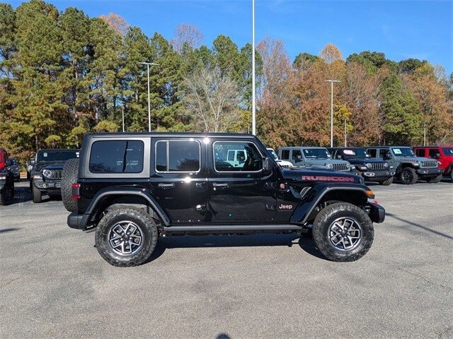 2026 Jeep Wrangler Rubicon photo 4