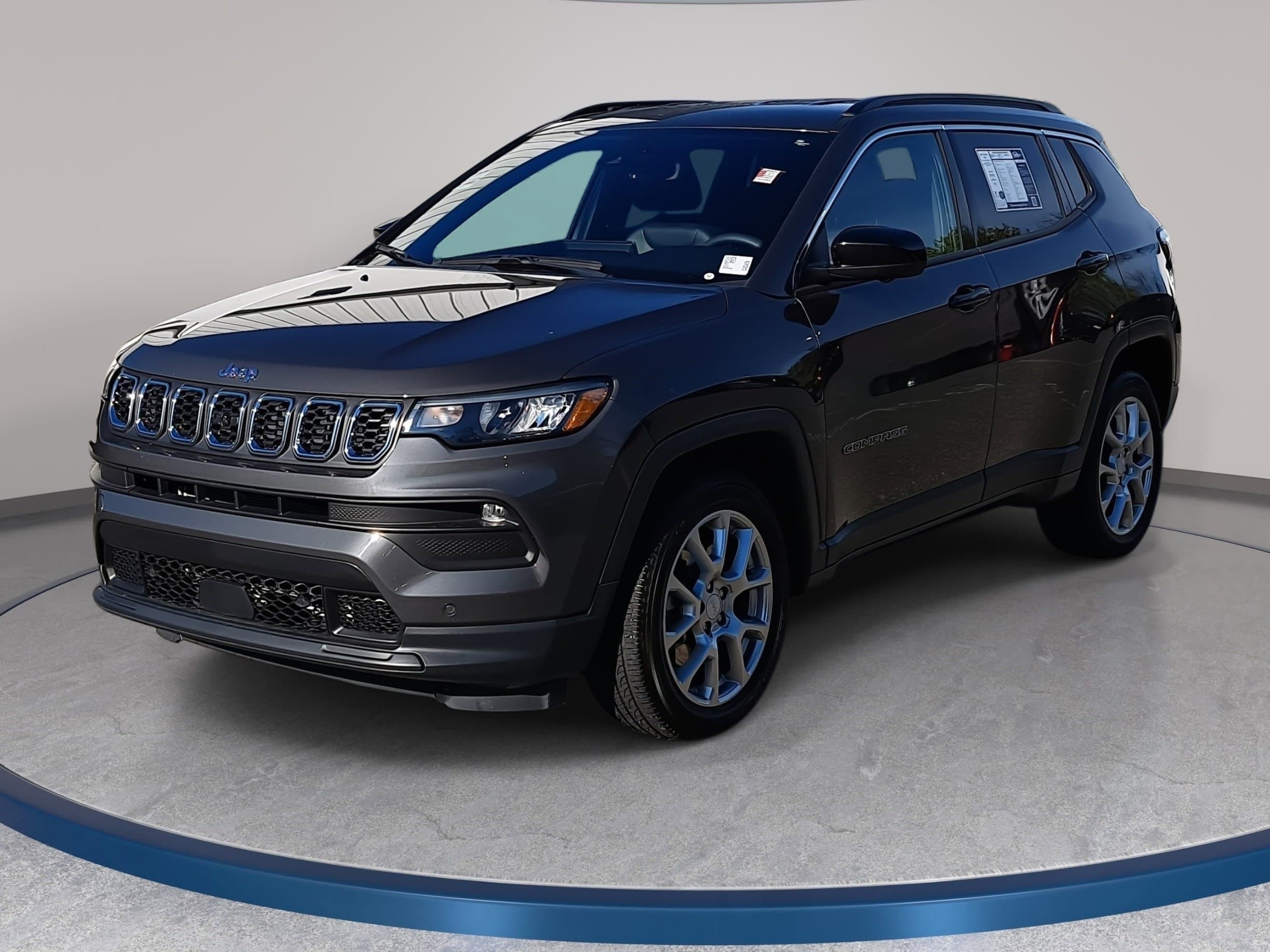 2024 Jeep Compass Latitude Lux